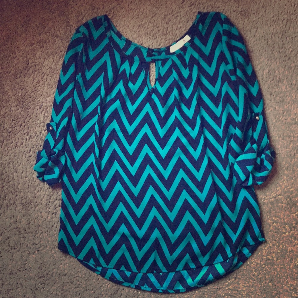 A’GACI Turquoise/ Navy blue chevron blouse
